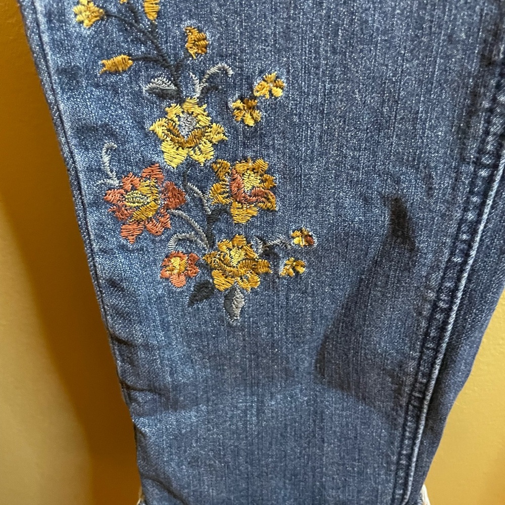 Democracy Women’s Straight Leg Jeans with Floral Embroidery - Blue - Picture 4 of 10